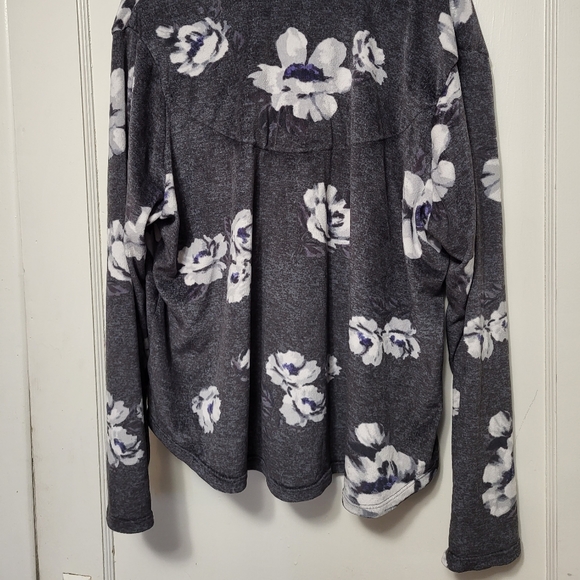 Simply Vera Fleece Pajamas - Picture 6 of 13